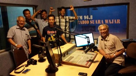 Suara Surabaya Media (Android) software credits, cast, crew of song